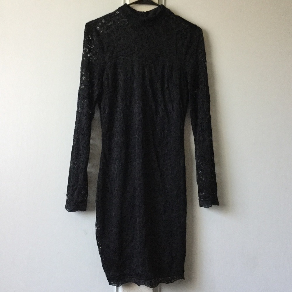 Black lace babyonline long sleeve dress NWOT